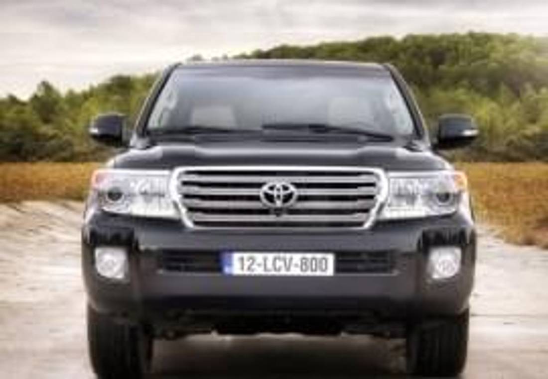  Toyota Land Cruiser – widok z przodu