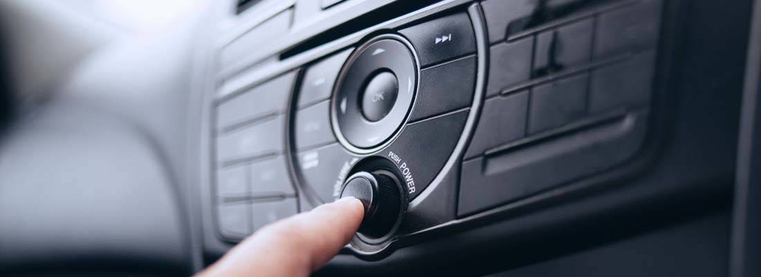 Jak podłączyć radio samochodowe? AutoScout24