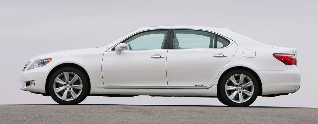 lexus-ls-600h-l-01