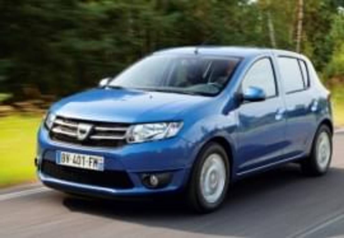 Dacia Sandero z przodu