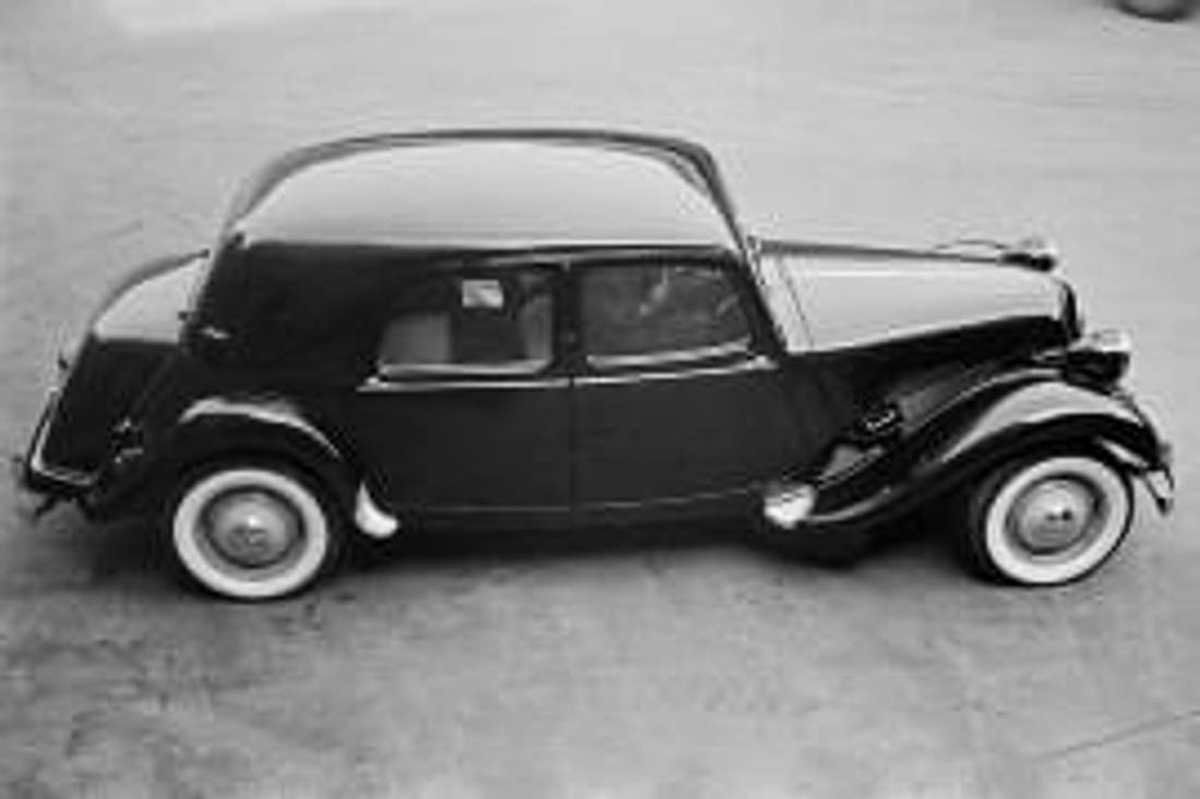 Citroën Avant Traction od góry